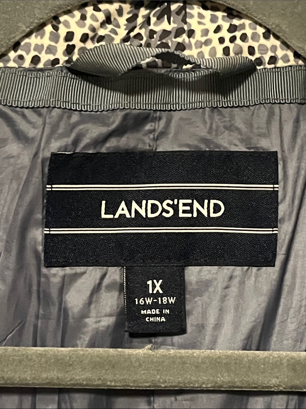 LandsEnd Women's Black & White Quilted Puffer Coat 1X - Picture 5 of 7